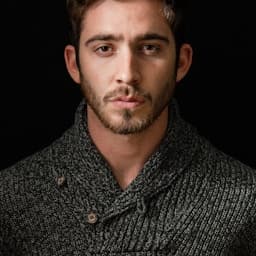 Retrato de Javier M., abogado en Valencia